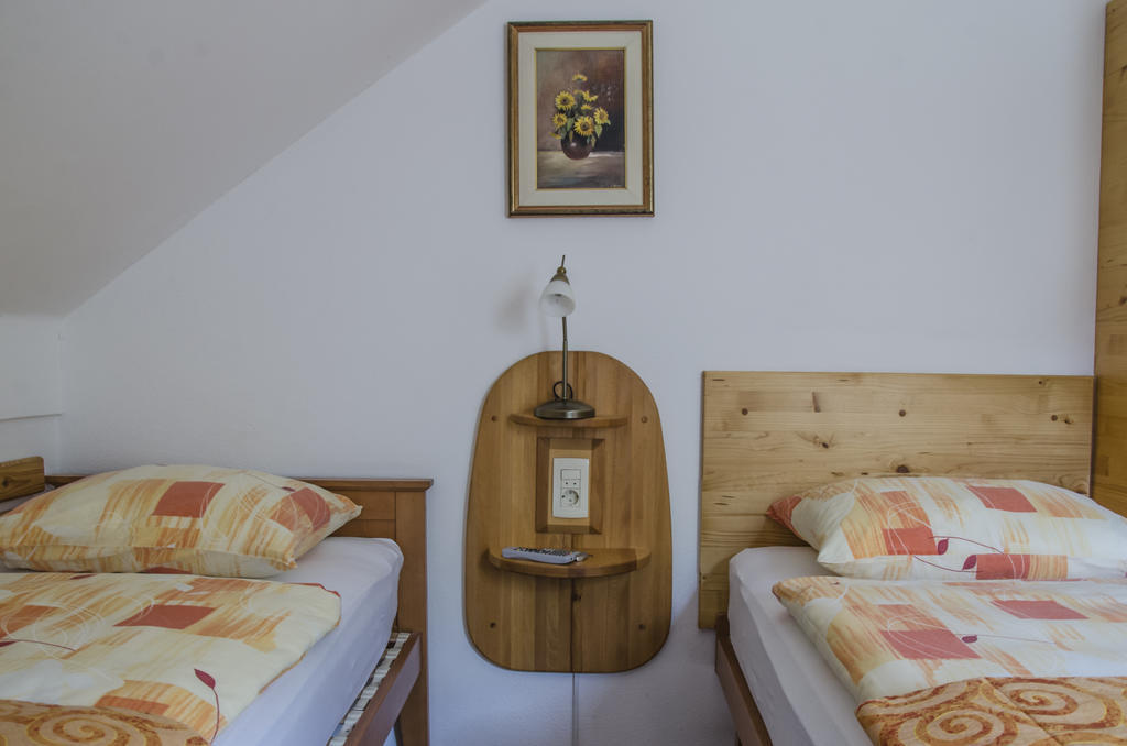 Miskar Rooms 采尔克尼察 外观 照片
