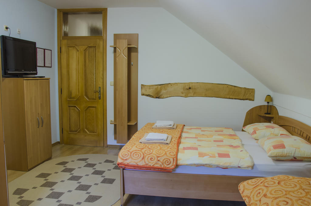Miskar Rooms 采尔克尼察 客房 照片