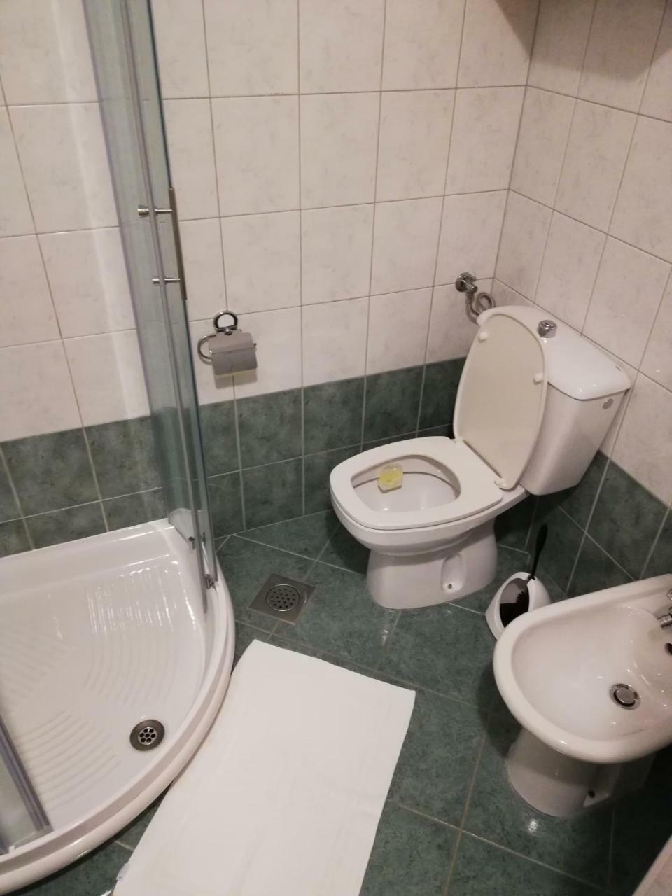Miskar Rooms 采尔克尼察 外观 照片